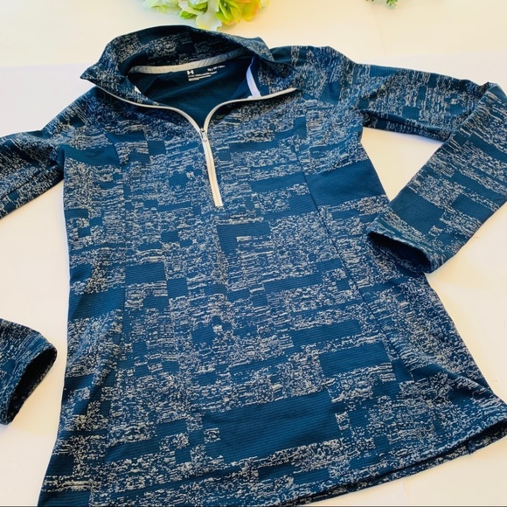 Under Armour Blue Patterned Long Sleeve 1/4 Zip Top